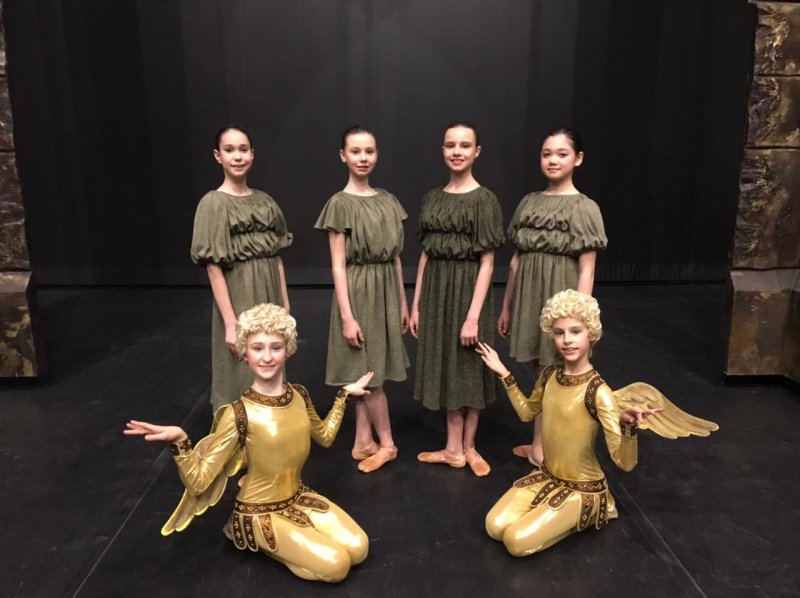 Учащиеся 2-6 класса Ростовского колледжа искусств отделения «искусство балета» приняли   участие в балете «Спартак», в партиях народ и амуры.