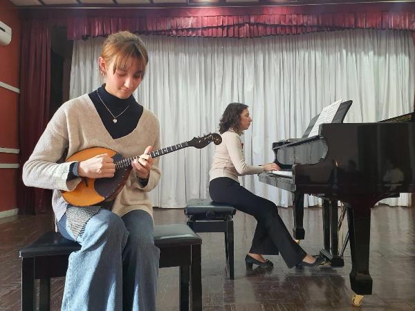 Студенты Ростовского колледжа искусств дали концерт в Азове