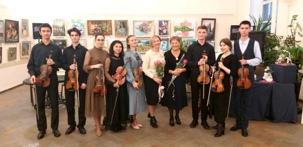Концерт студентов Ростовского колледжа искусств прошел в Центральной библиотеке Таганрога