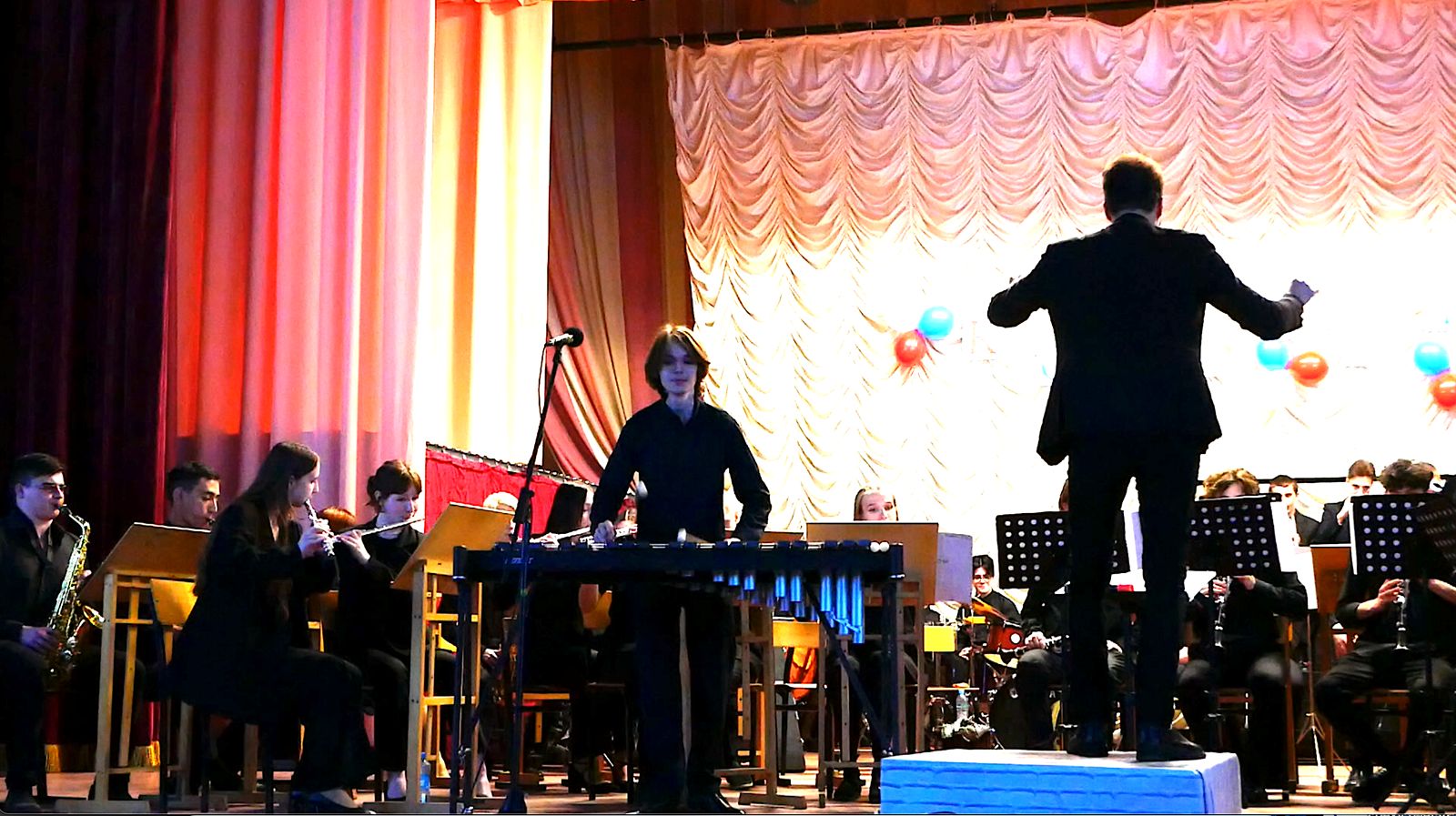 19 апреля в Ростовском колледже искусств состоялся XVI Открытый региональный смотр-конкурс исполнителей на духовых и ударных инструментах "Концертино"