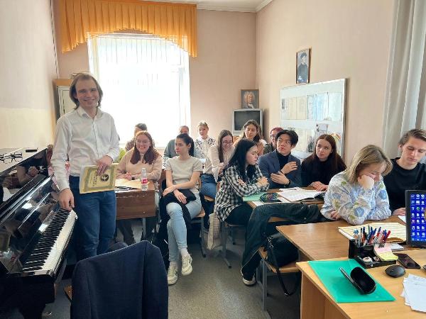 Творческая встреча с преподавателем Московской государственной консерватории прошла в Ростовском колледже искусств