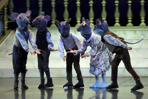 Ученики отделения «Искусство балета» дебютировали в балете «Золушка»