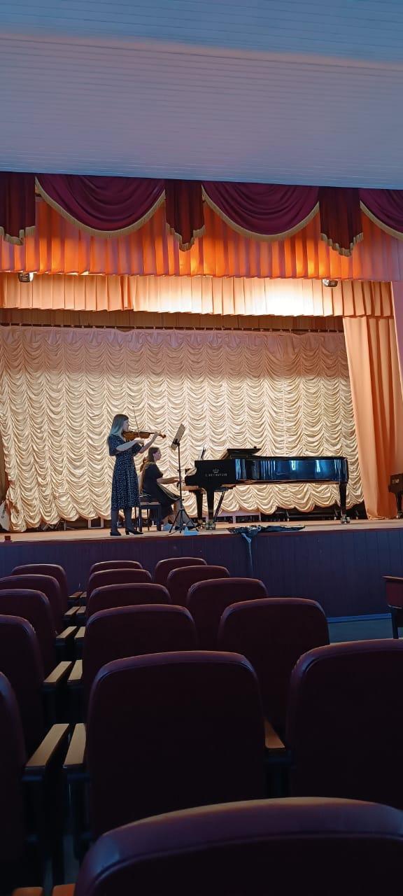 Концерт камерно-ансамблевой музыки прошел в Ростовском колледже искусств