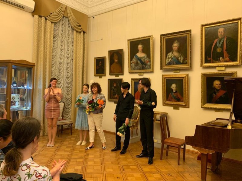 В Ростовском областном музее изобразительных искусств состоялся концерт студентов отделения "Фортепиано"