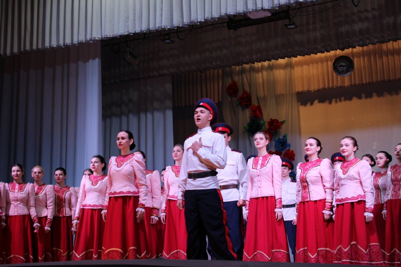 Студенты отделения Сольного и хорового народного пения приняли участие в концерте, посвященном Открытию года народного искусства и нематериального культурного наследия России 