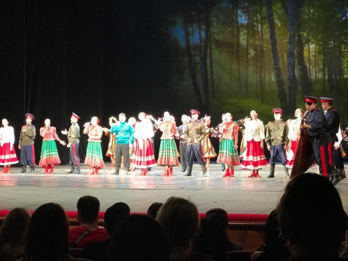 В Ростовском государственном музыкальном театре прошло торжественное открытие гастрольного тура творческих коллективов Донецкой народной Республики